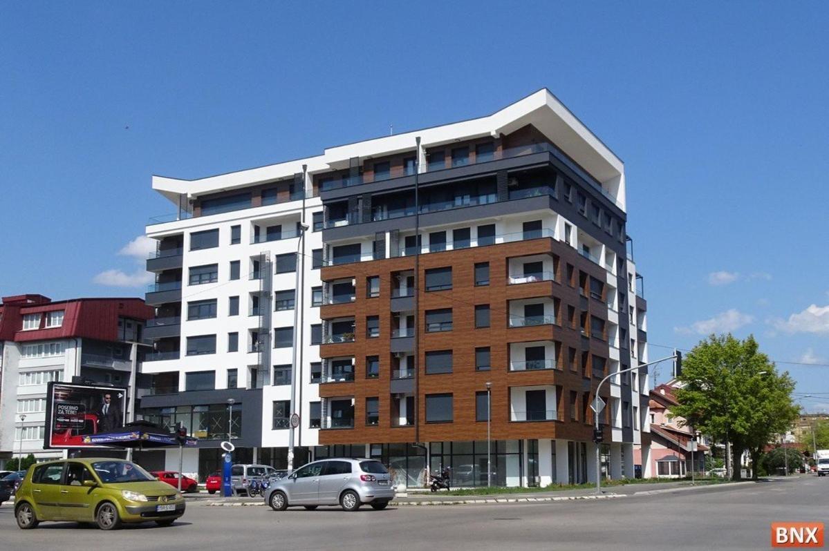 Square Apartment Баня Лука Екстериор снимка