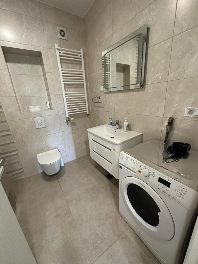 Square Apartment Баня Лука Екстериор снимка